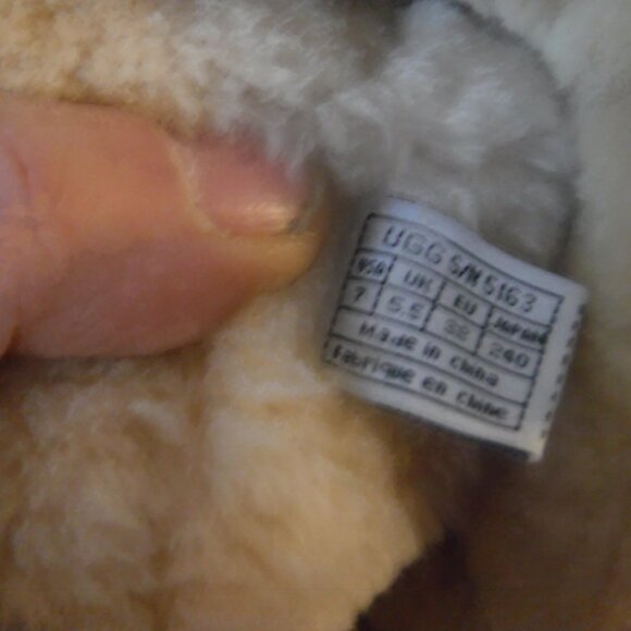 Women Black Leather Ugg Boots Interior Sheep skin Fur Lace Up womens Size 7 - Picture 6 of 14